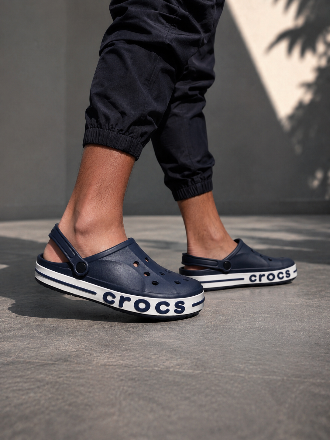 Crocs bleu nuit
