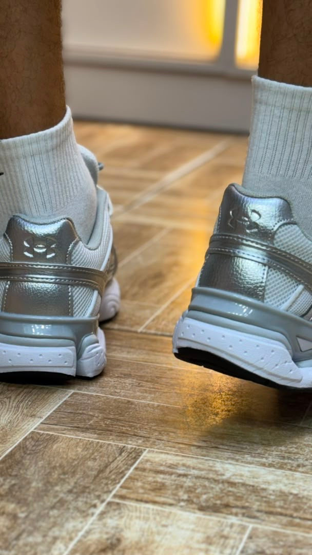 🔥 BASKETS UNDER ARMOUR 🤍🩶